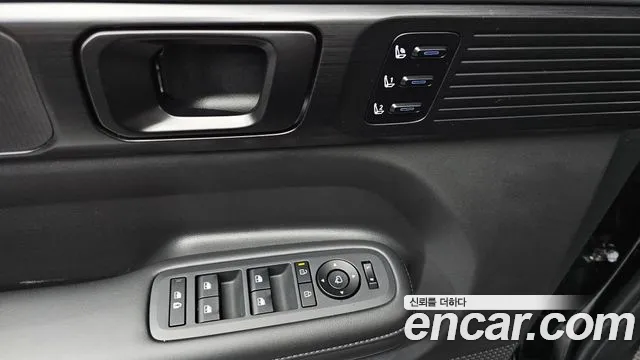 Hyundai Santafe Santa Fe (MX5) Бензин 2.5T 2WD — Фото автомобиля 24