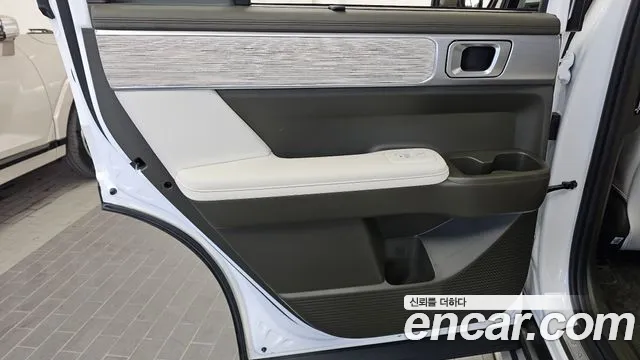 Hyundai Santa Fe MX5 — Фото автомобиля 14