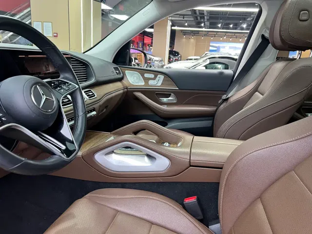 Mercedes-Benz GLE-Class — Фото автомобиля 6