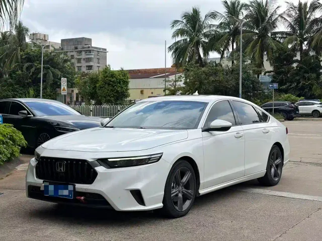 Фотография автомобиля — Honda Inspire