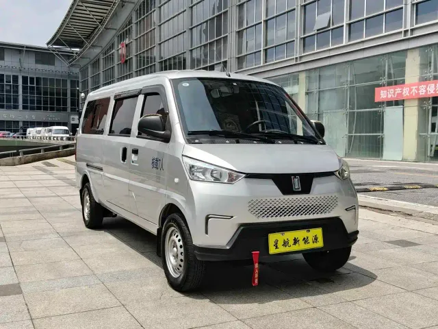 Linxys Yufeng EV50 — Фото автомобиля 3