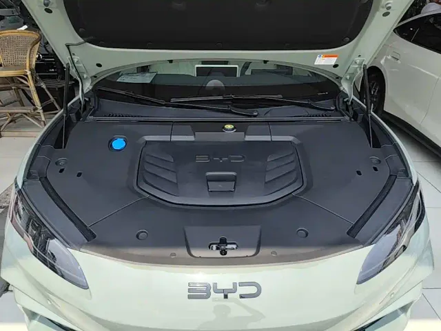 BYD Seal 06 GT — Фото автомобиля 19