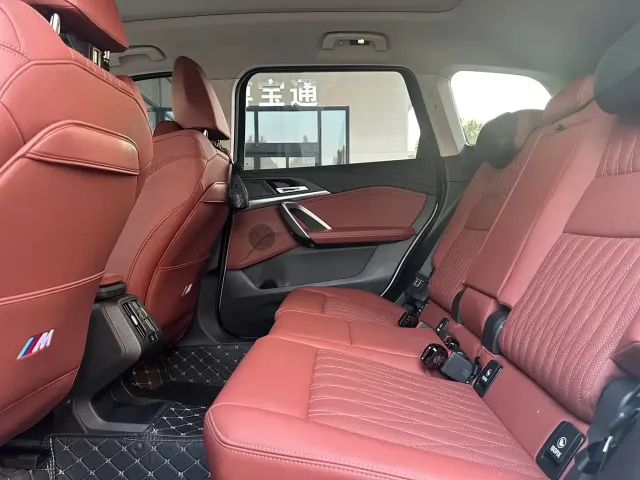 BMW X1 — Фото автомобиля 10