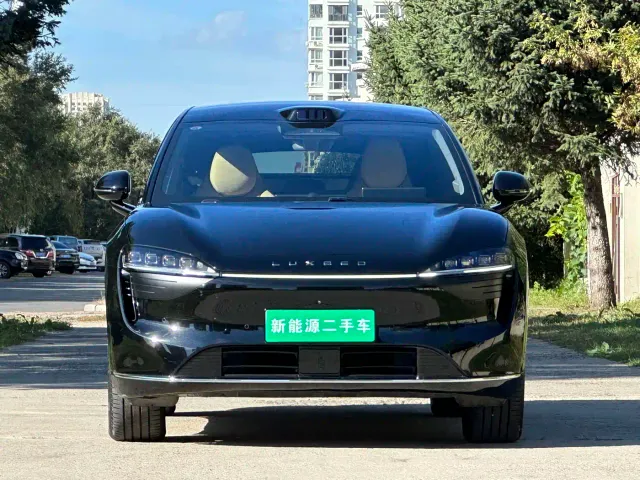 Luxeed R7 — Фото автомобиля 2