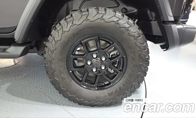 Jeep Wrangler — Фото автомобиля 6