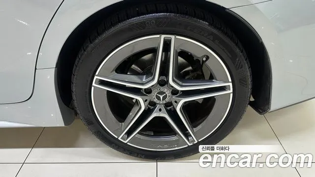 Mercedes-Benz CLS-Class — Фото автомобиля 5