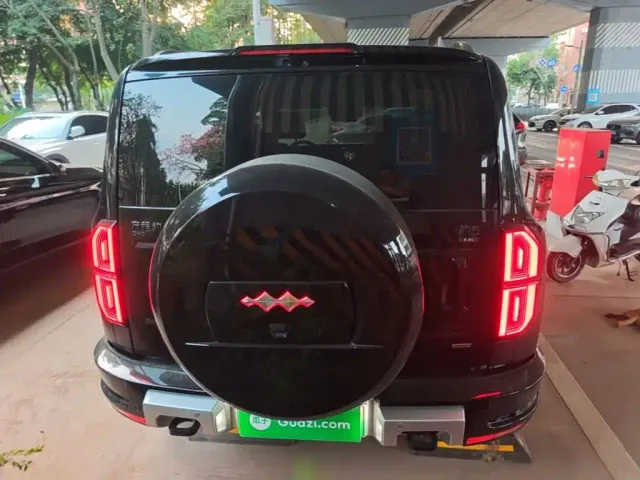 BYD FangChengBao Leopard 5 — Фото автомобиля 5