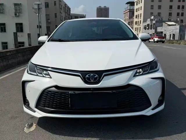 Toyota Corolla — Фото автомобиля 2