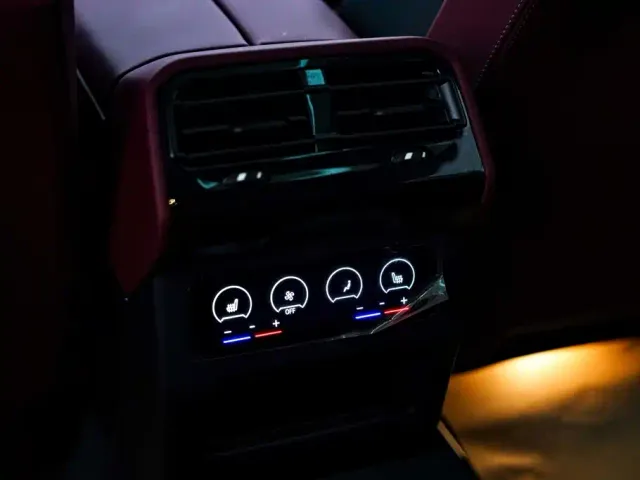 BMW 5 Series — Фото автомобиля 23