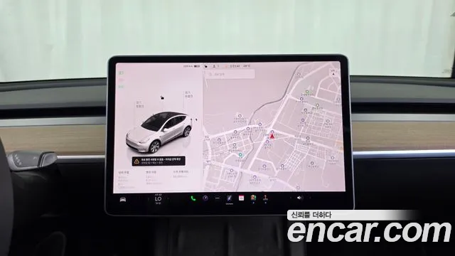 Tesla Model Y — Фото автомобиля 19