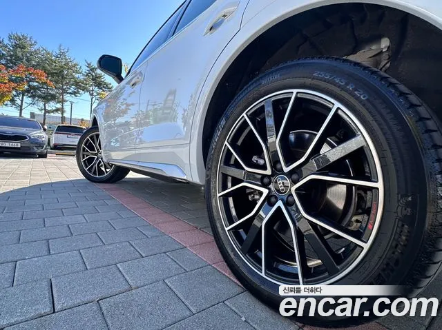 Audi Q5 FY — Фото автомобиля 20