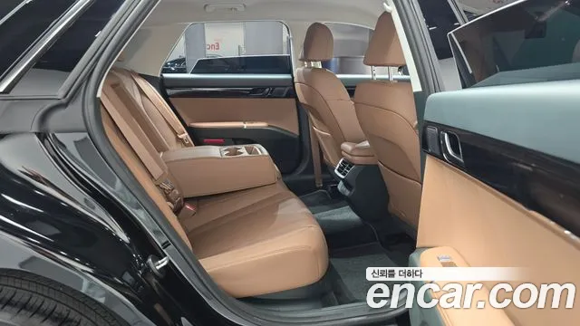 Hyundai Grandeur GN7 — Фото автомобиля 10