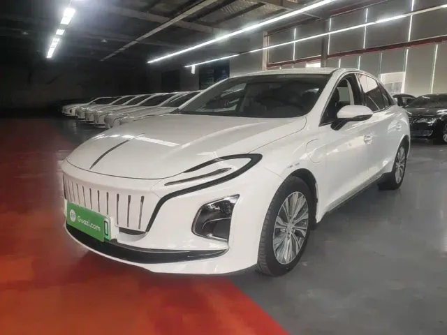 Фотография автомобиля — Hongqi E-QM5