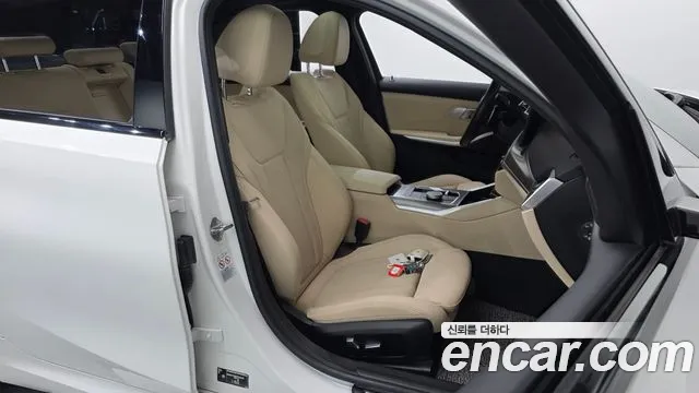 BMW 3 Series G20 — Фото автомобиля 16