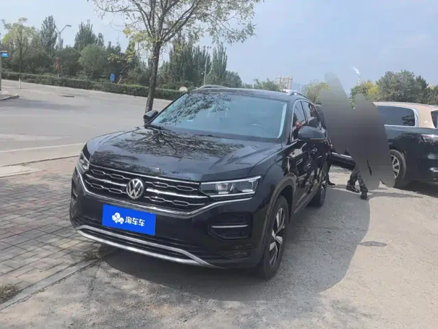 Фотография автомобиля — Volkswagen Tayron