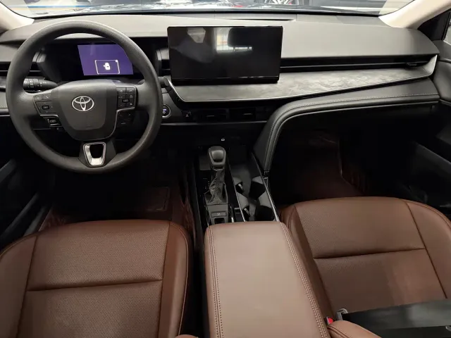 Toyota Camry — Фото автомобиля 9