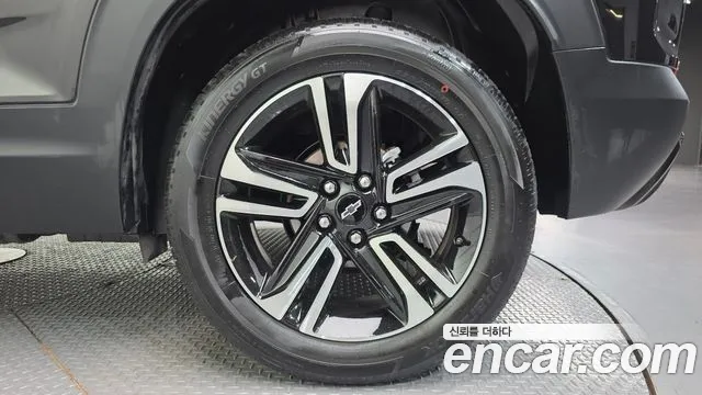 ChevroletGMDaewoo Trailblazer Trailblazer 1.3 турбо 4WD — Фото автомобиля 16