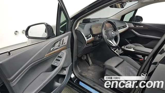 BMW 2-Series — Фото автомобиля 10
