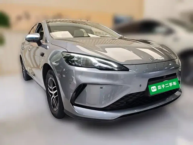 BYD Seal 05 DM-i — Фото автомобиля 5