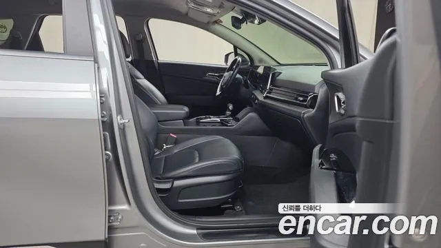 Kia Sportage Sportage 5-е поколение Дизель 2.0 2WD — Фото автомобиля 8