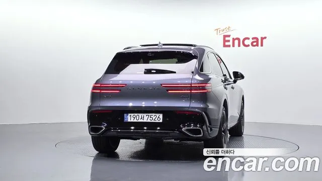 Genesis GV70 — Фото автомобиля 4