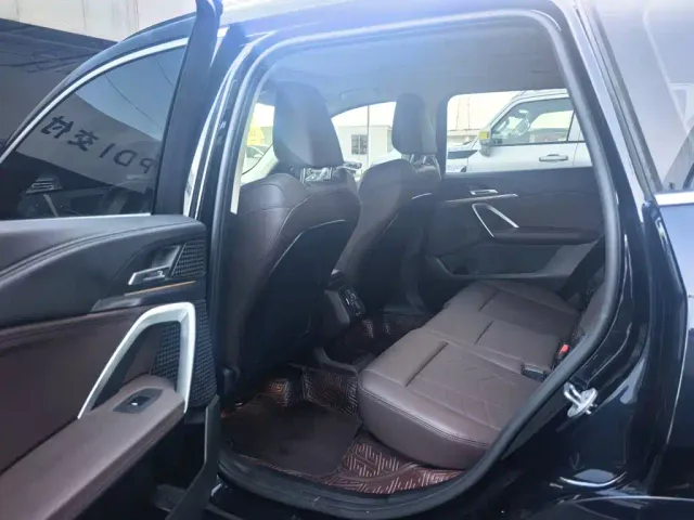 BMW X1 — Фото автомобиля 5