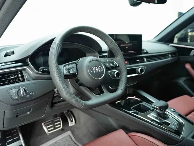 Audi A4L — Фото автомобиля 11