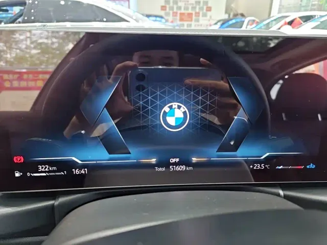 BMW 3 Series — Фото автомобиля 11