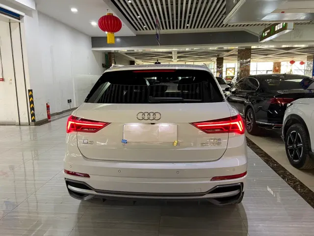 Audi Q3 — Фото автомобиля 5