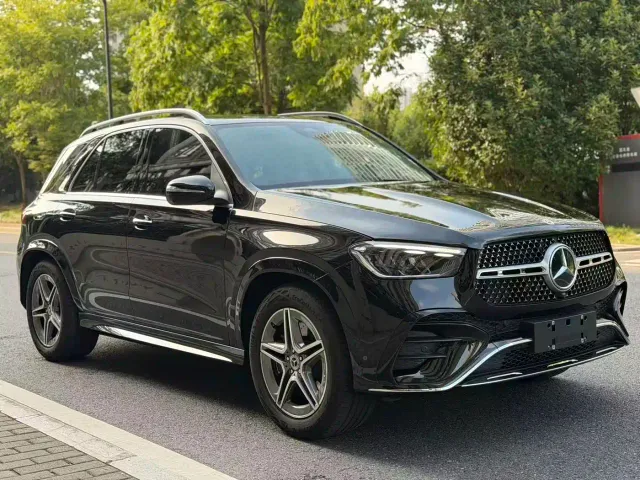Mercedes-Benz GLE-Class — Фото автомобиля 3