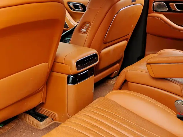 Geely Galaxy M9 — Фото автомобиля 9