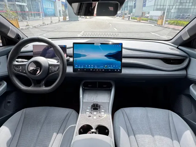 BYD Seal 06 GT — Фото автомобиля 9
