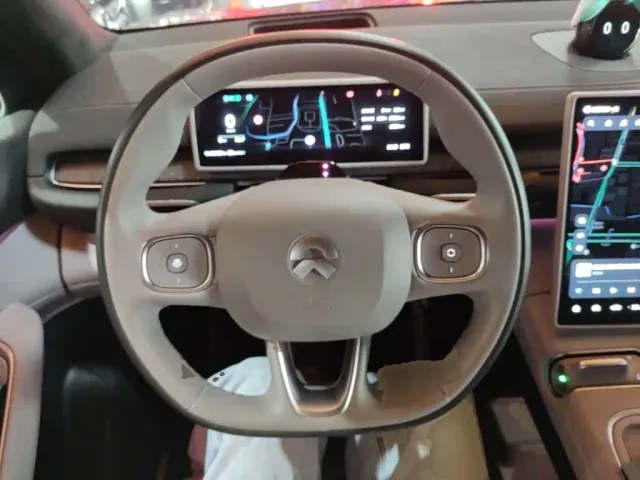 Nio EC6 — Фото автомобиля 10