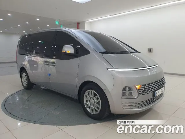 Hyundai Staria — Фото автомобиля 3