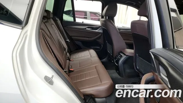 BMW X3 xDrive 20i M Sport Pro — Фото автомобиля 12