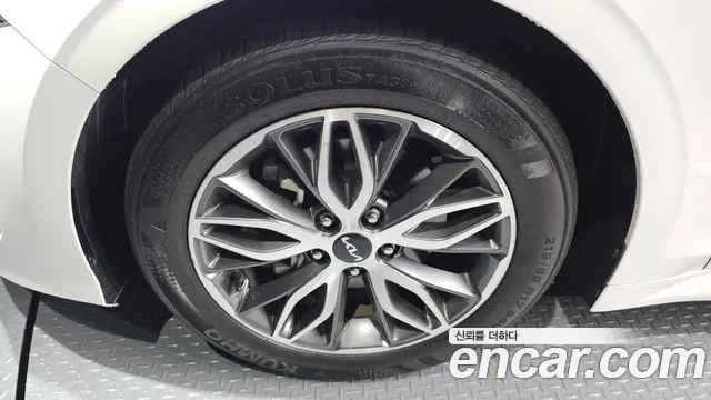Kia K5 K5 3 поколение 2.0 LPI(Для проката) — Фото автомобиля 5