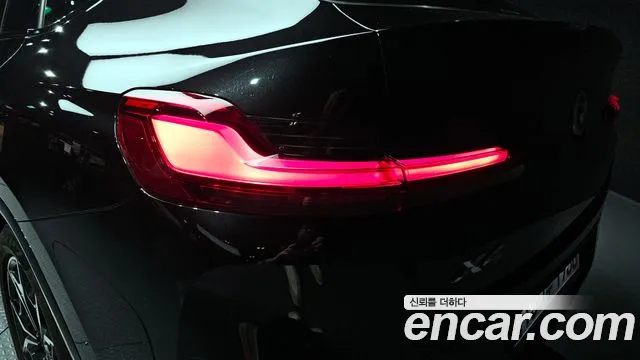 BMW X4 xDrive20i M Sport — Фото автомобиля 22