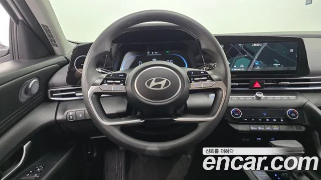 Hyundai Avante CN7 — Фото автомобиля 21