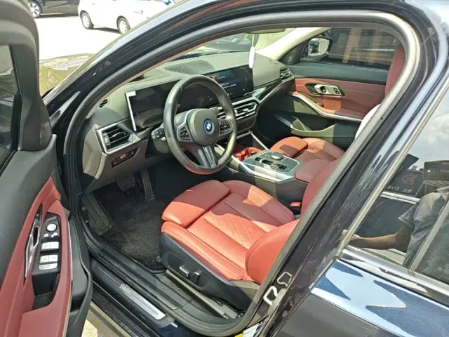 BMW i3 — Фото автомобиля 14