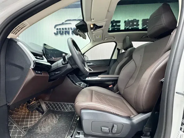 BMW X1 — Фото автомобиля 9