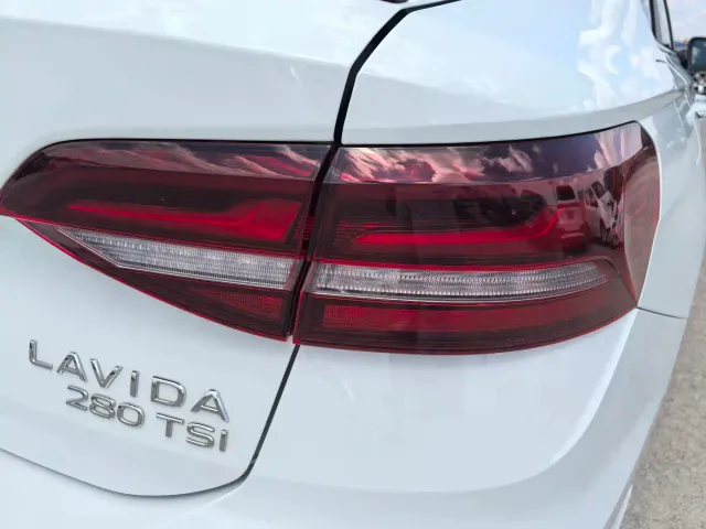 Volkswagen Lavida — Фото автомобиля 17