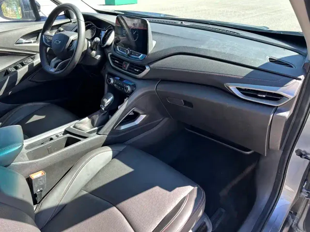 Chevrolet Orlando — Фото автомобиля 14