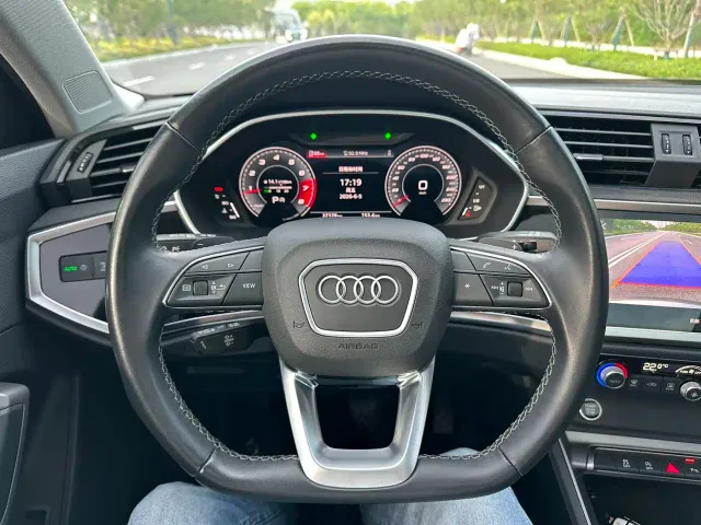 Audi Q3 — Фото автомобиля 6