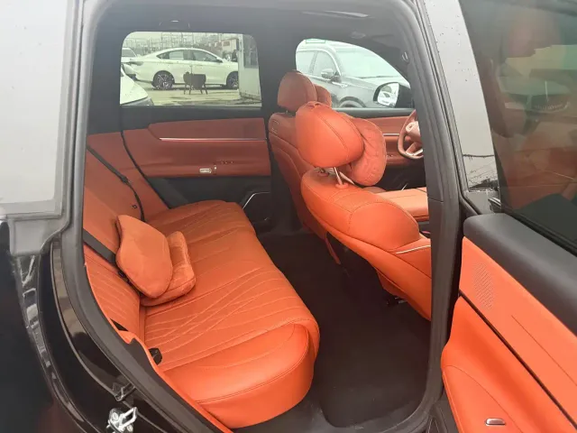Changan Qiyuan Q07 — Фото автомобиля 9