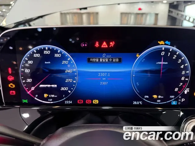 Mercedes-Benz E-Class — Фото автомобиля 16