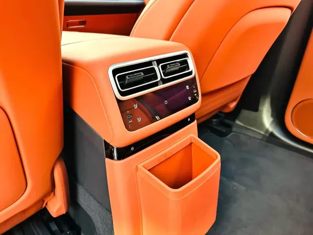Li Auto L7 — Фото автомобиля 7