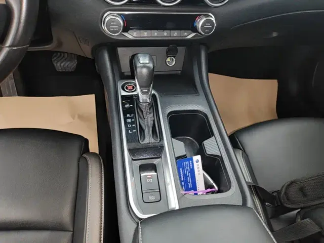 Nissan Sylphy — Фото автомобиля 13