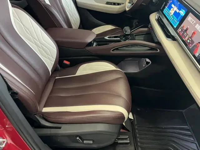 Geely Xingyue L — Фото автомобиля 16