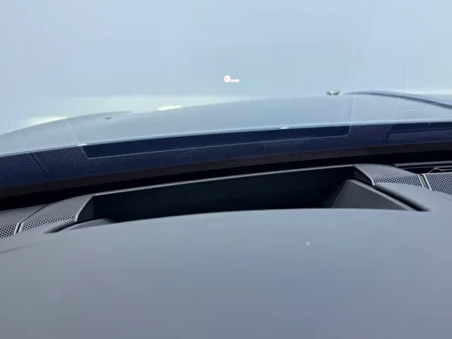 Bentley Flying Spur — Фото автомобиля 4