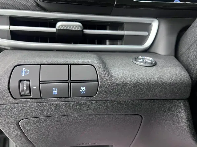 Hyundai Elantra — Фото автомобиля 8